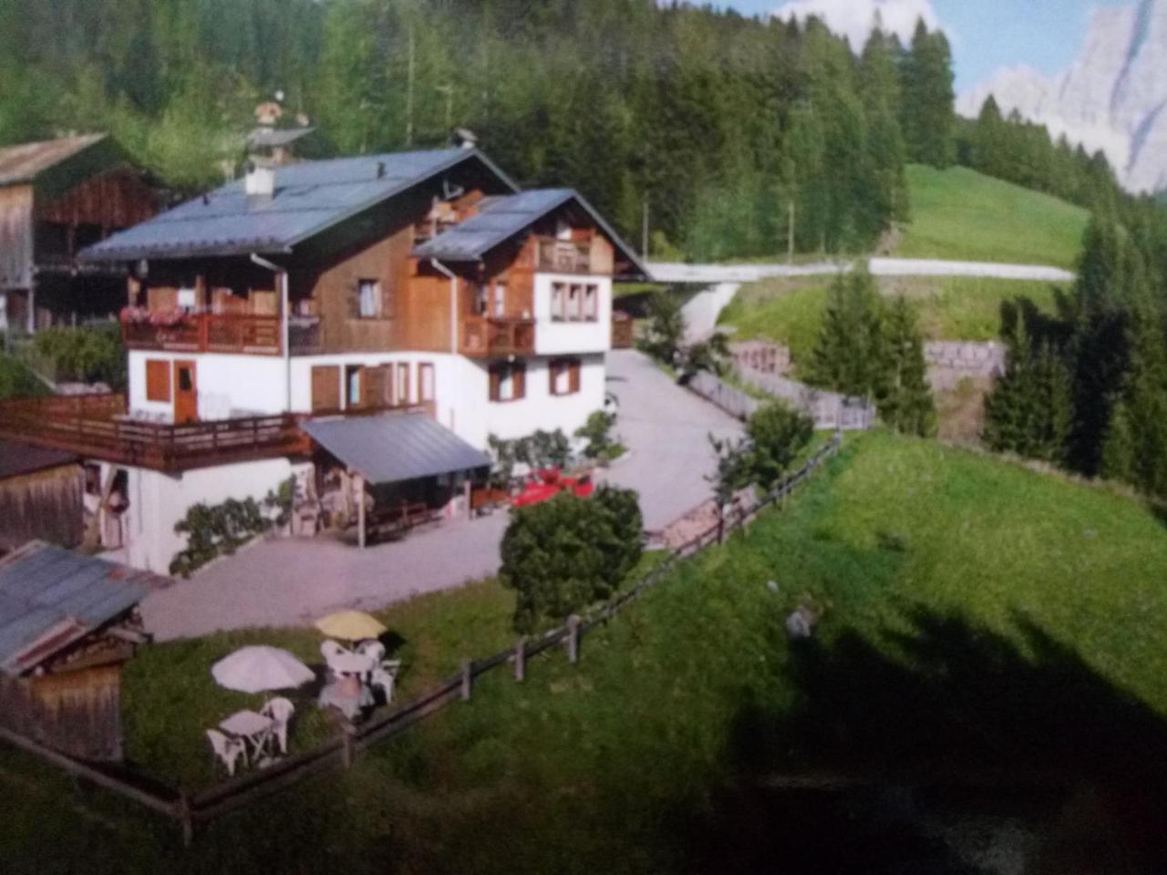 Hotel Garni La Rondine Selva di Cadore Exteriér fotografie